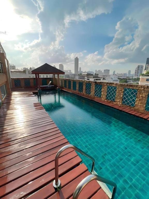 Go Inn Thonglor 23 โกอินน์ ทองหล่อ 23 X Bangkok Buitenkant foto