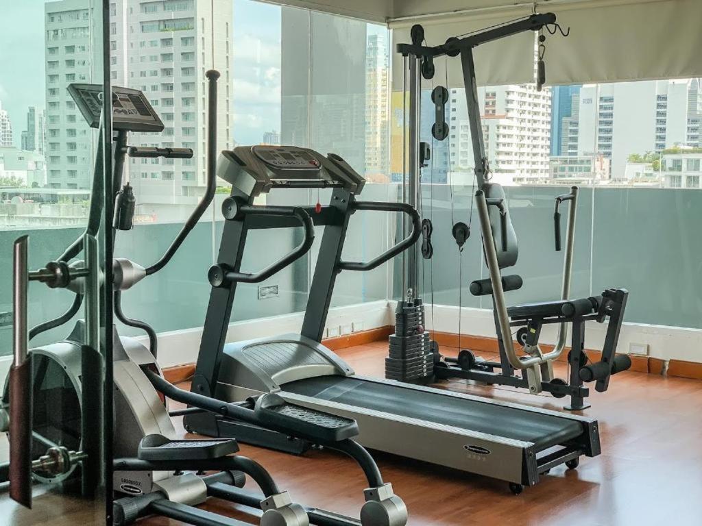 Go Inn Thonglor 23 โกอินน์ ทองหล่อ 23 X Bangkok Buitenkant foto