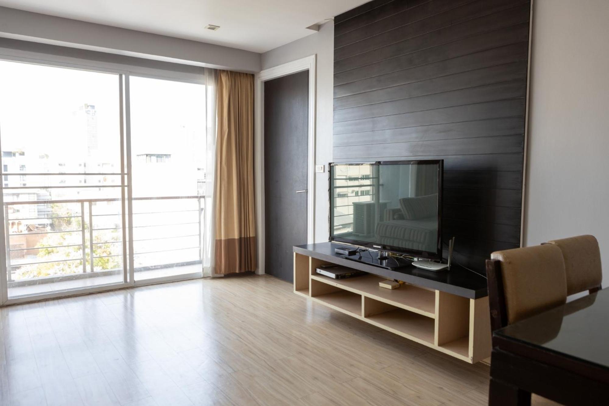Go Inn Thonglor 23 โกอินน์ ทองหล่อ 23 X Bangkok Buitenkant foto