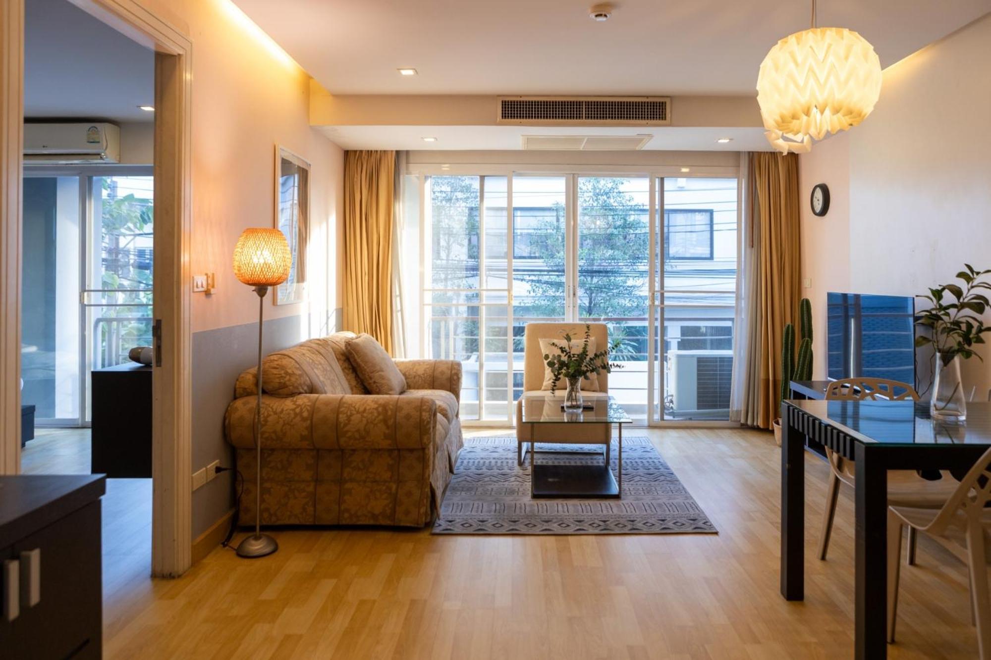 Go Inn Thonglor 23 โกอินน์ ทองหล่อ 23 X Bangkok Buitenkant foto